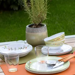 Brunner - Set di stoviglie Melamine Esprit 16 pz.